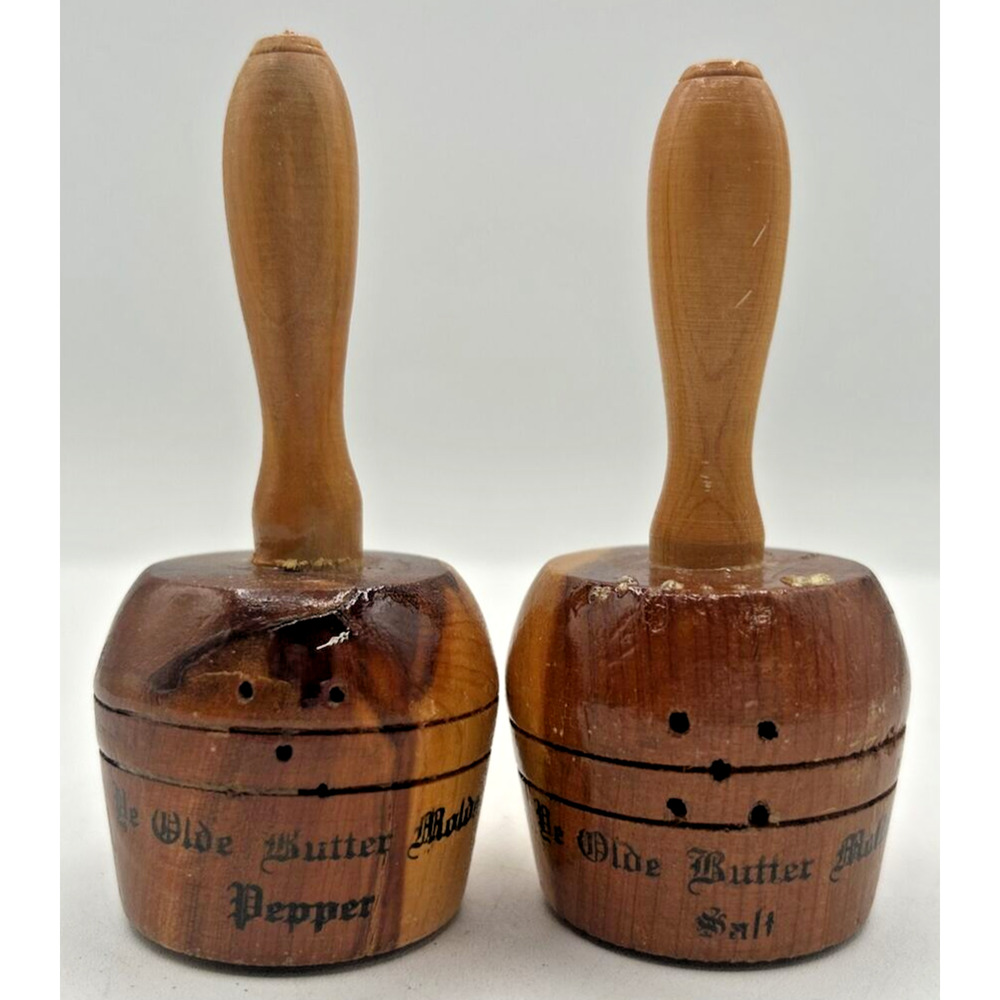 Vintage Retro Salt and Pepper Shakers Murray KY Souvenir U260/55